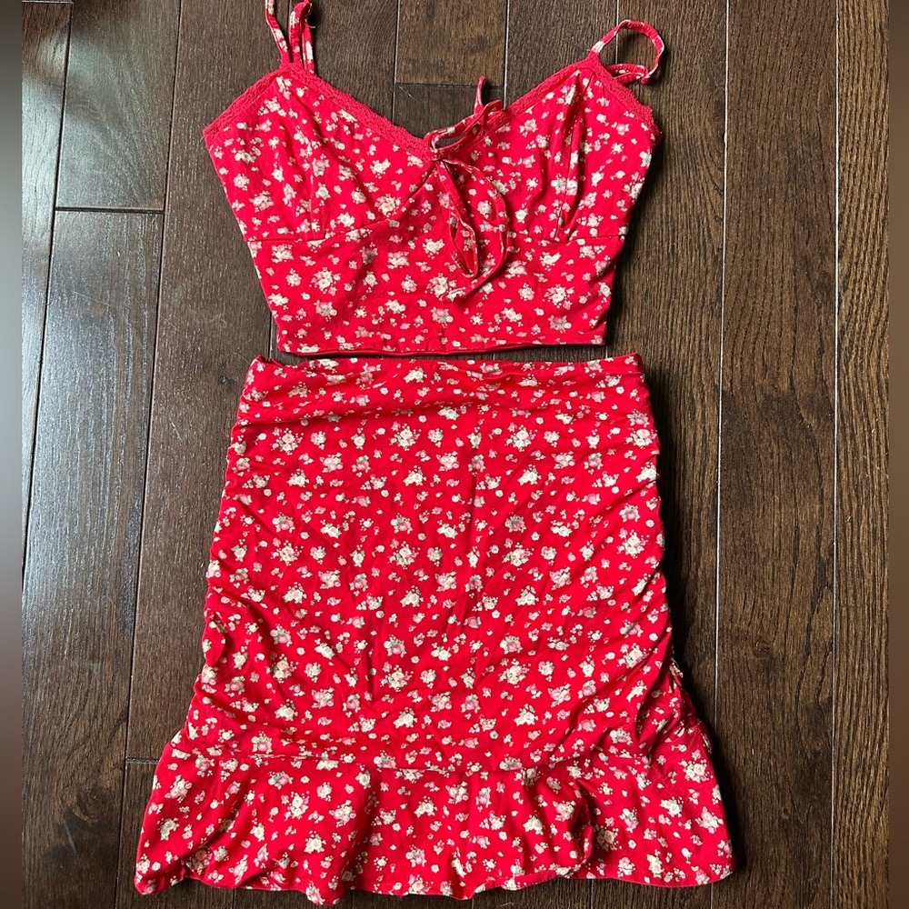 Tiger Mist Red Floral Skirt and Tank set